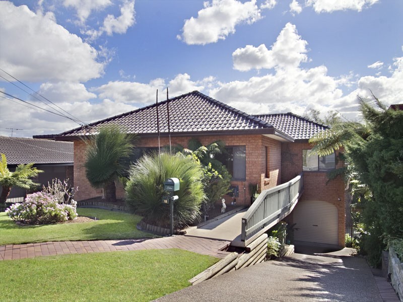 15 Rival Street, Kareela NSW 2232