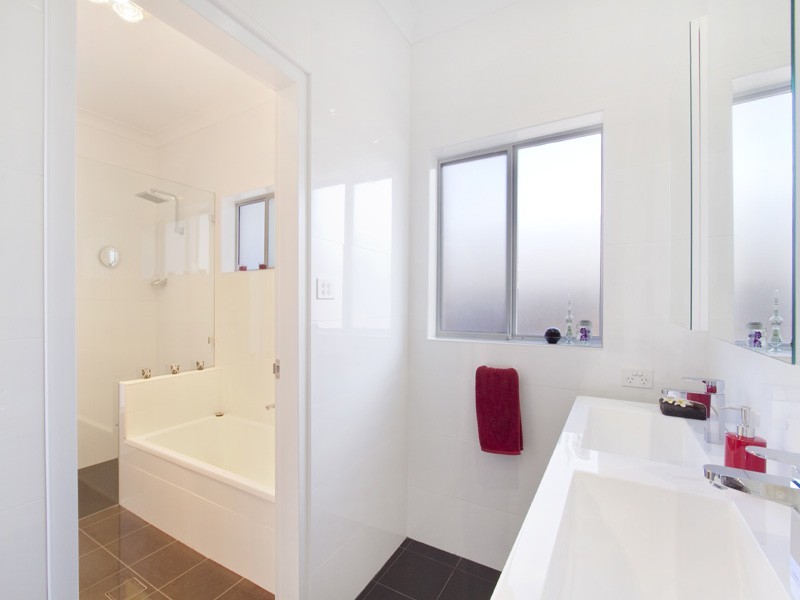 15 Rival Street, Kareela NSW 2232