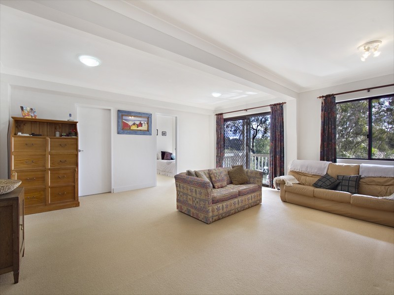 15 Rival Street, Kareela NSW 2232