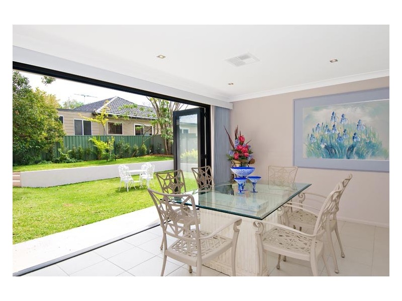 11 Corea Street, Sylvania NSW 2224