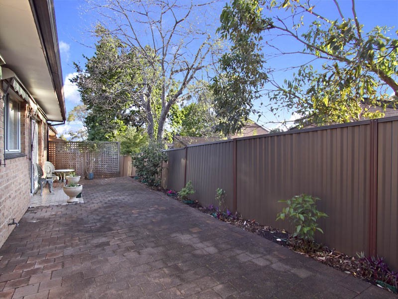 1/8  Pembroke Street, Sylvania NSW 2224