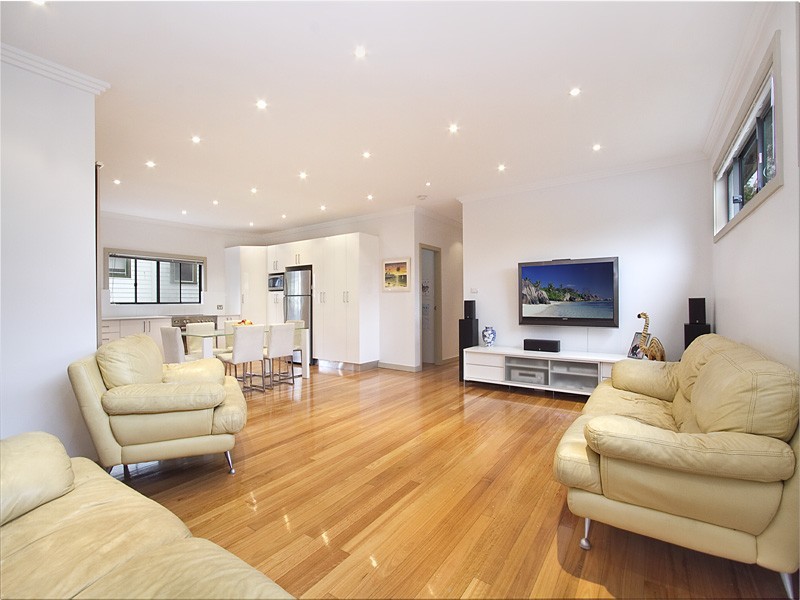 34 Glencoe Street, Sutherland NSW 2232