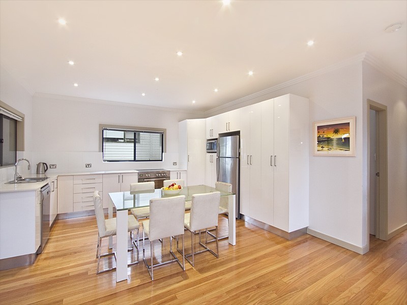 34 Glencoe Street, Sutherland NSW 2232