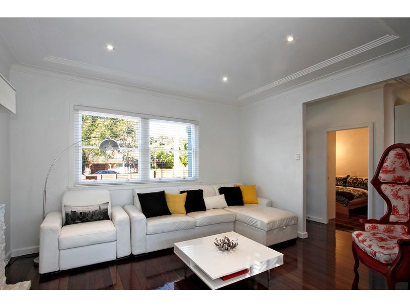 29 Kenneth Avenue, Kirrawee NSW 2232