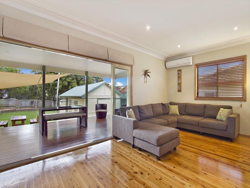 7 Taronga Street, Como NSW 2226