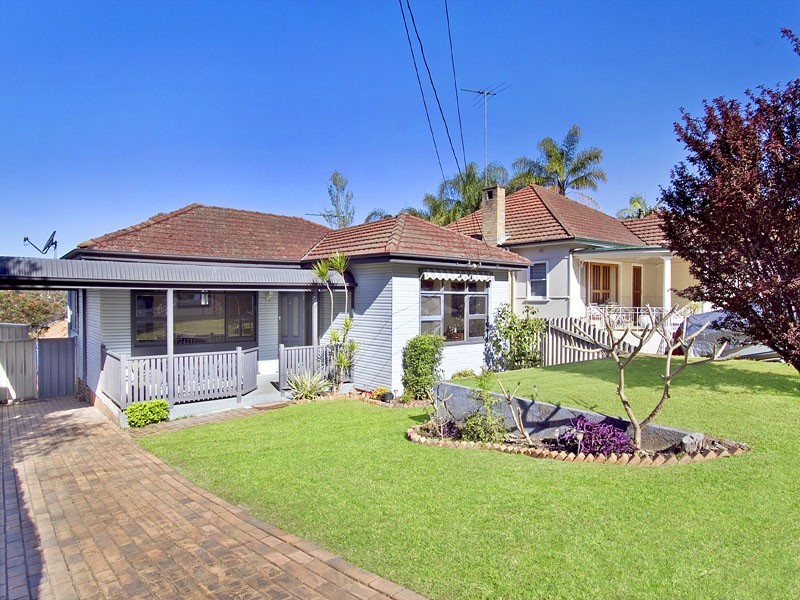 38 Toronto Parade, Jannali NSW 2226