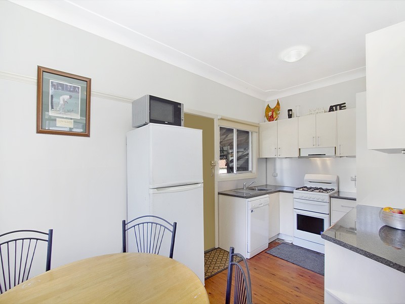 38 Toronto Parade, Jannali NSW 2226