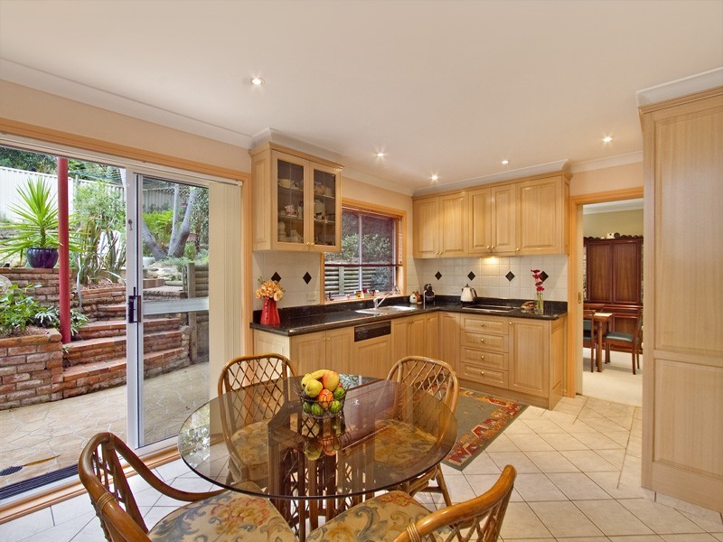 10 Gambier Avenue, Sandy Point NSW 2172