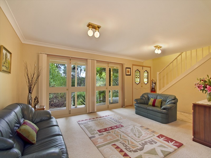 10 Gambier Avenue, Sandy Point NSW 2172