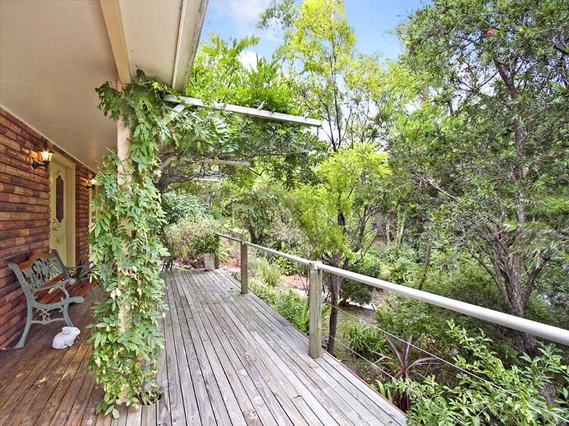 10 Gambier Avenue, Sandy Point NSW 2172