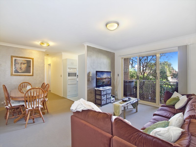 2/155 Port Hacking Road, Sylvania NSW 2224