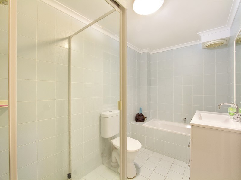 2/155 Port Hacking Road, Sylvania NSW 2224