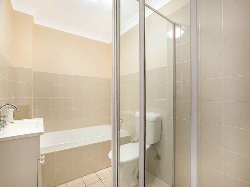 24/20 Leonay Street, Sutherland NSW 2232