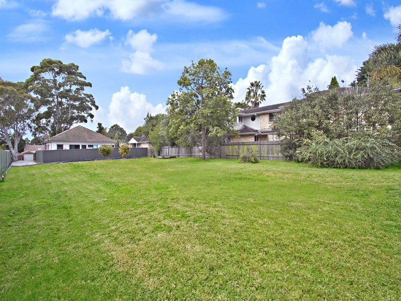 9a Vesta Street, Sutherland NSW 2232