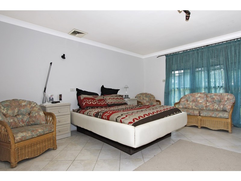 66 Old Ferry Road, Illawong NSW 2234