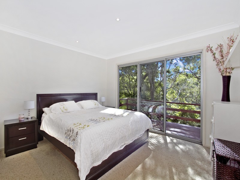 16 Farrer Place, Oyster Bay NSW 2225