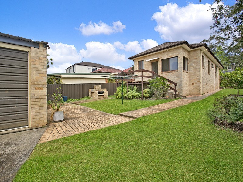 30 Eighth Avenue, Jannali NSW 2226