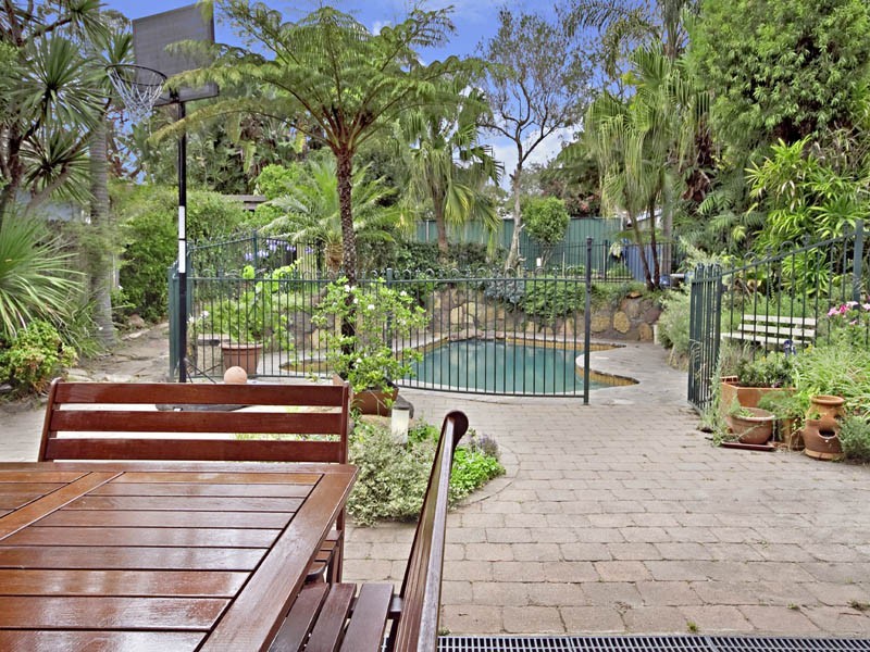 26 Yamba Road, Como NSW 2226