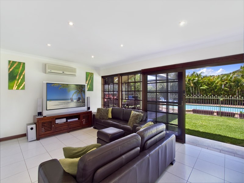 10 Hampton Road, Sylvania Waters NSW 2224