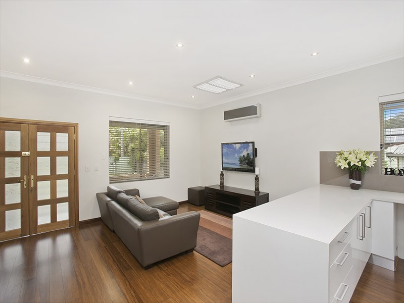 120 Manchester Road, Gymea NSW 2227