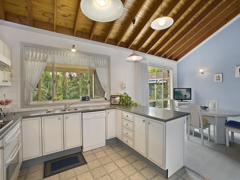 2 Rata Place, Sutherland NSW 2232