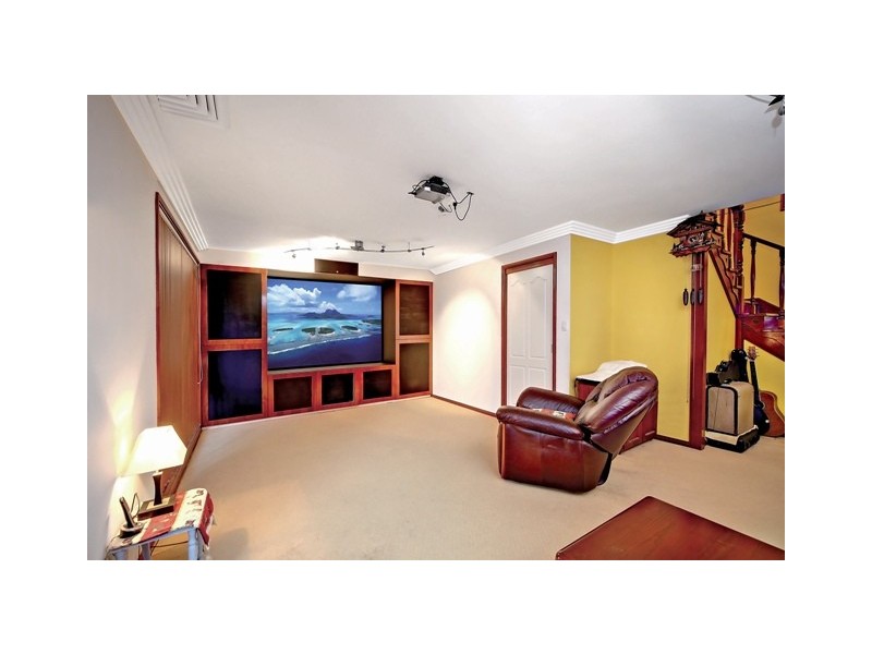 20 Torrens Street, Blakehurst NSW 2221