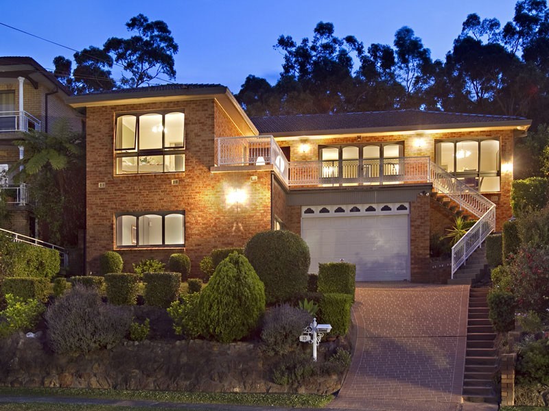 10 Struen Marie Street, Kareela NSW 2232