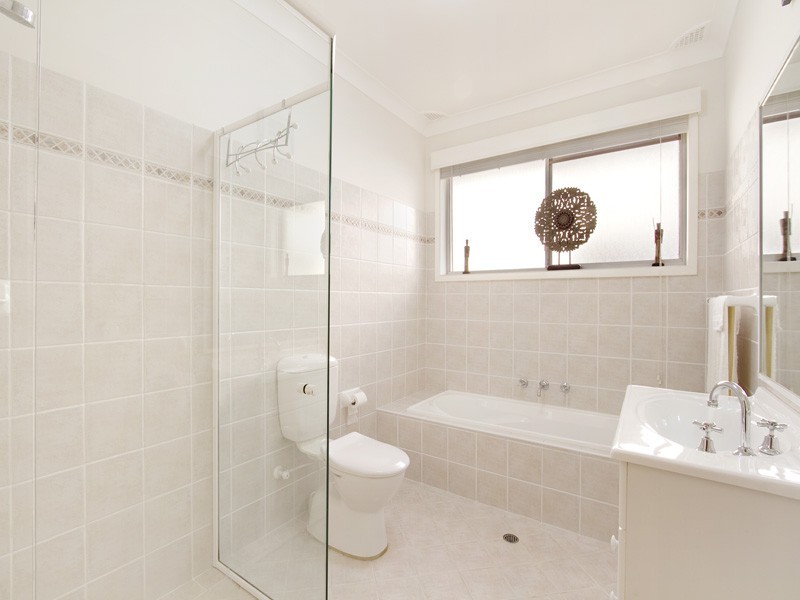 10 Struen Marie Street, Kareela NSW 2232