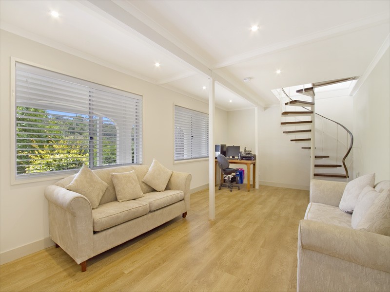 42 Upper Washington Drive, Bonnet Bay NSW 2226