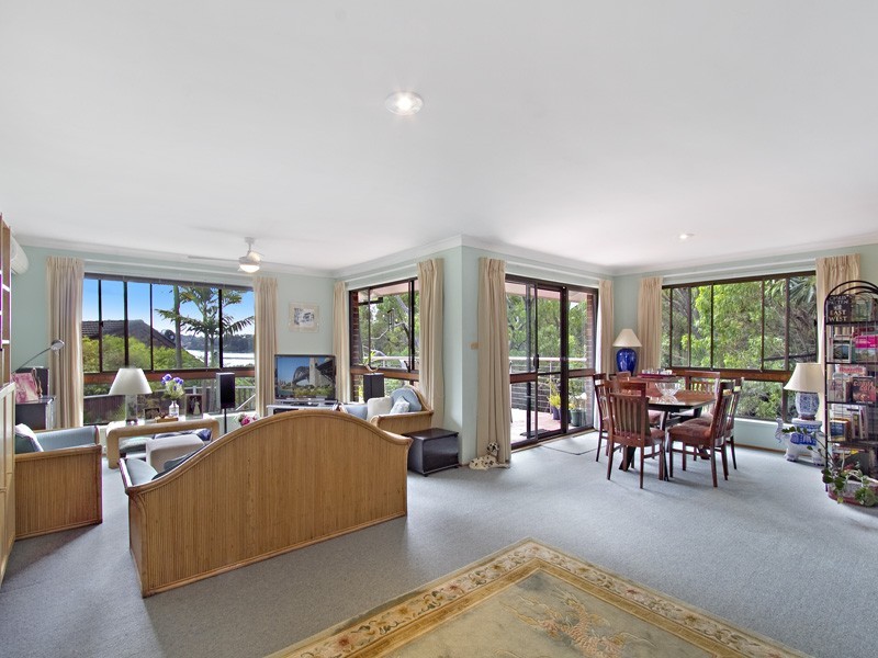 90 Freya Street, Kareela NSW 2232