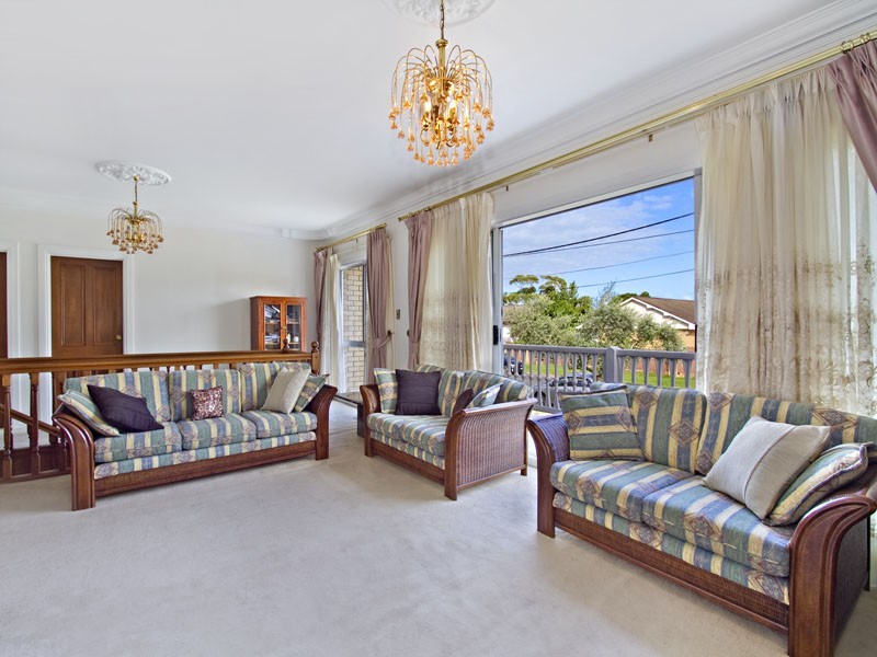 12 Coolgardie Place, Sutherland NSW 2232