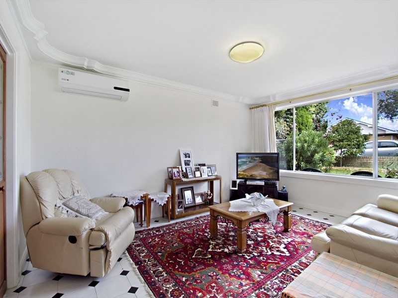 12 Coolgardie Place, Sutherland NSW 2232