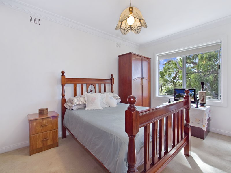 12 Coolgardie Place, Sutherland NSW 2232
