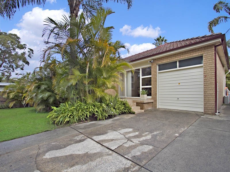 3 Tennyson Place, Sylvania NSW 2224