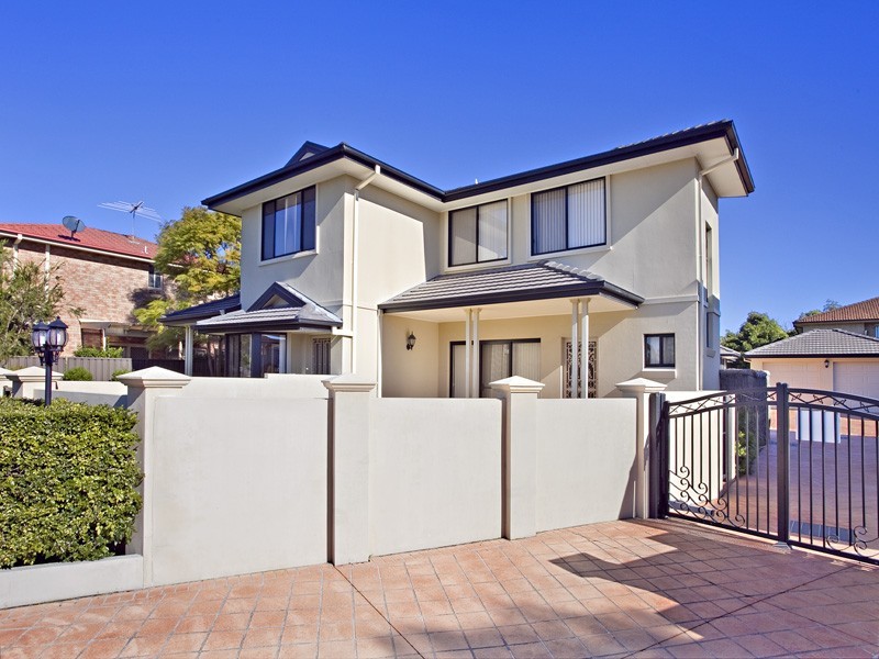 2/23-25 Wingello Road, Miranda NSW 2228