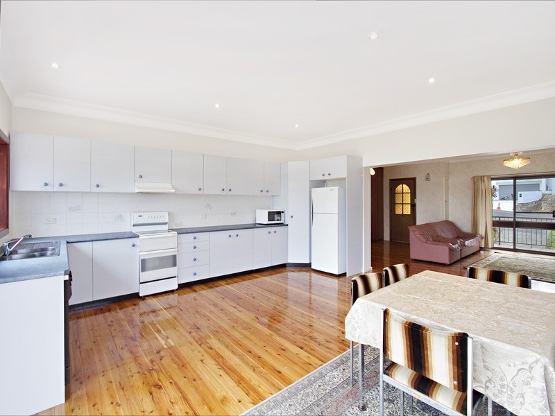 87 Tara Street, Sylvania NSW 2224