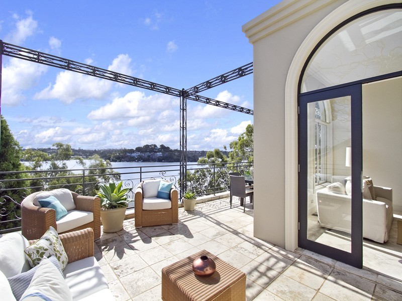 15 Ilma Avenue, Kangaroo Point NSW 2224