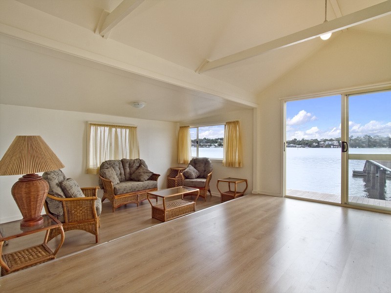 15 Ilma Avenue, Kangaroo Point NSW 2224