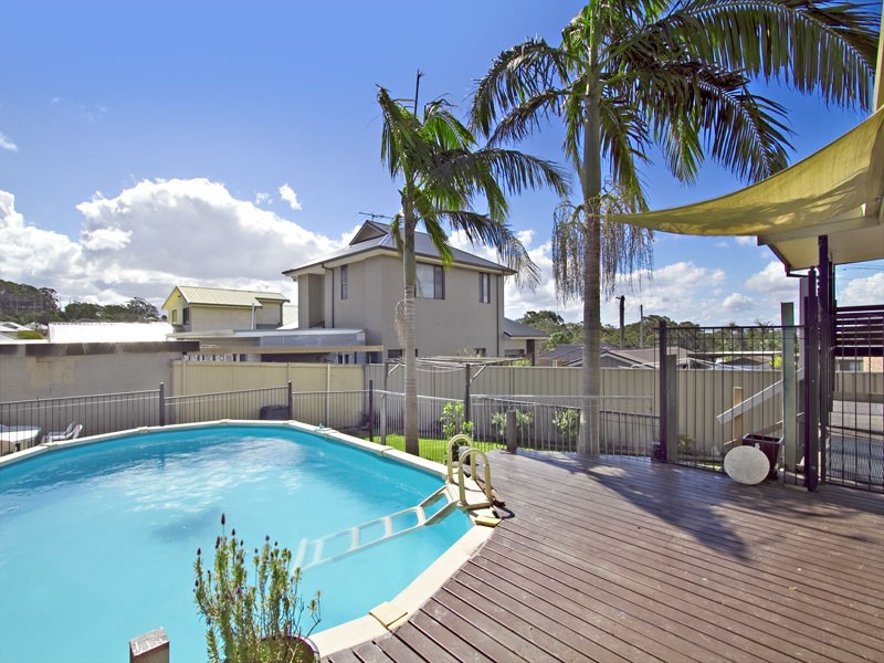 80 Walker Street, Helensburgh NSW 2508