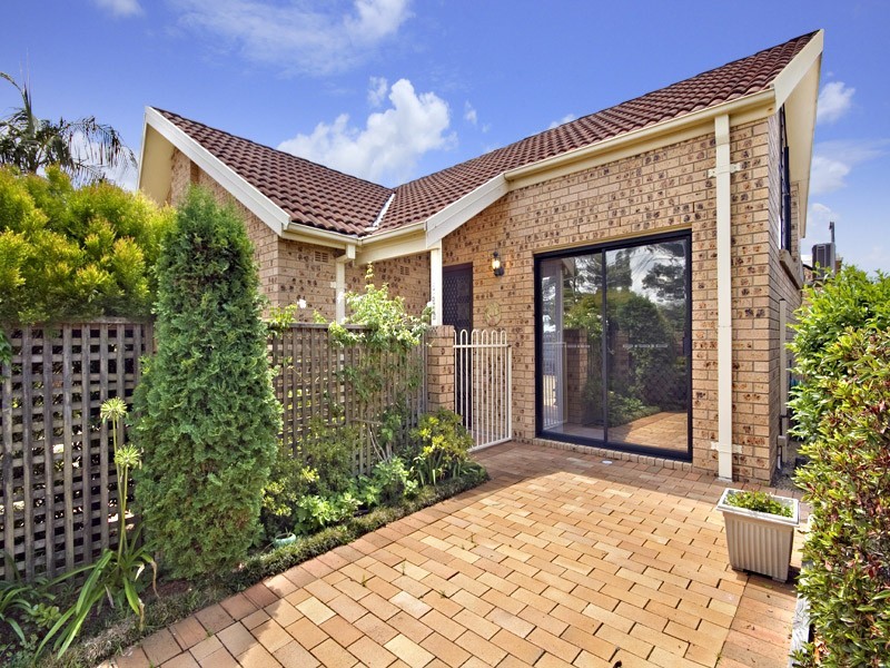 2/156 Woronora Crescent, Como NSW 2226