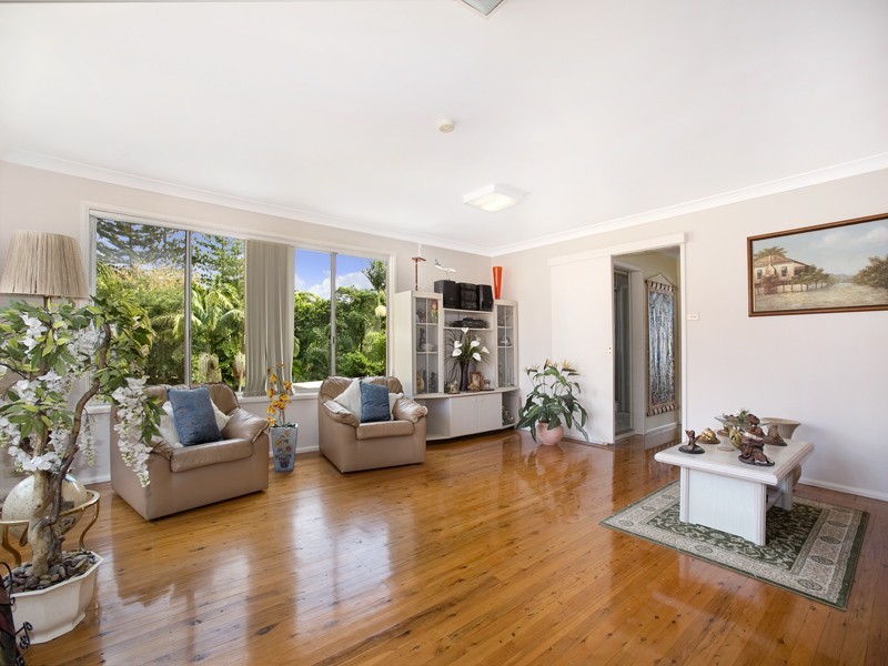 31 Yeramba Avenue, Dolans Bay NSW 2229