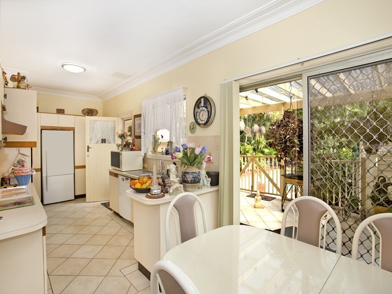 31 Yeramba Avenue, Dolans Bay NSW 2229