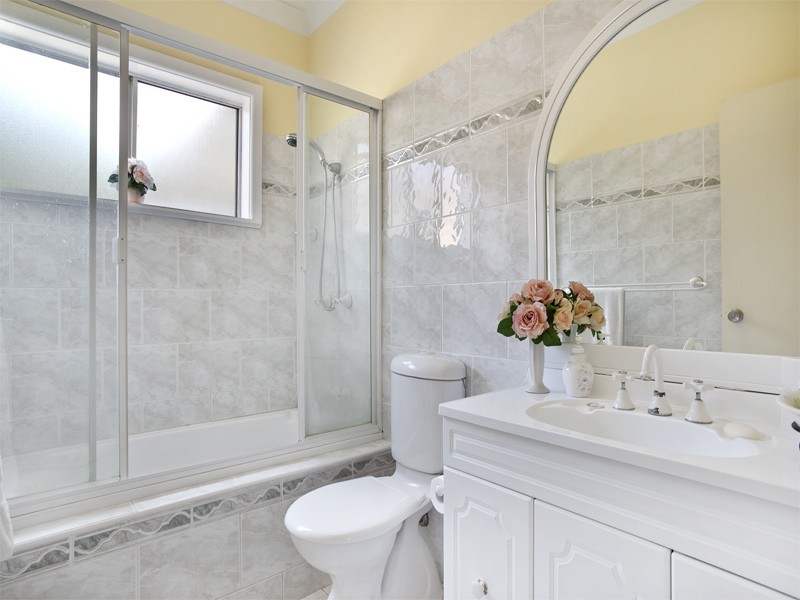 31 Yeramba Avenue, Dolans Bay NSW 2229