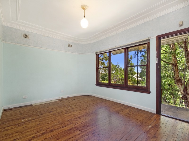 18 Wollun Street, Como NSW 2226