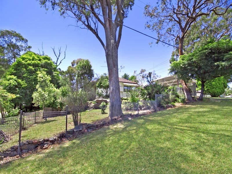18 Wollun Street, Como NSW 2226
