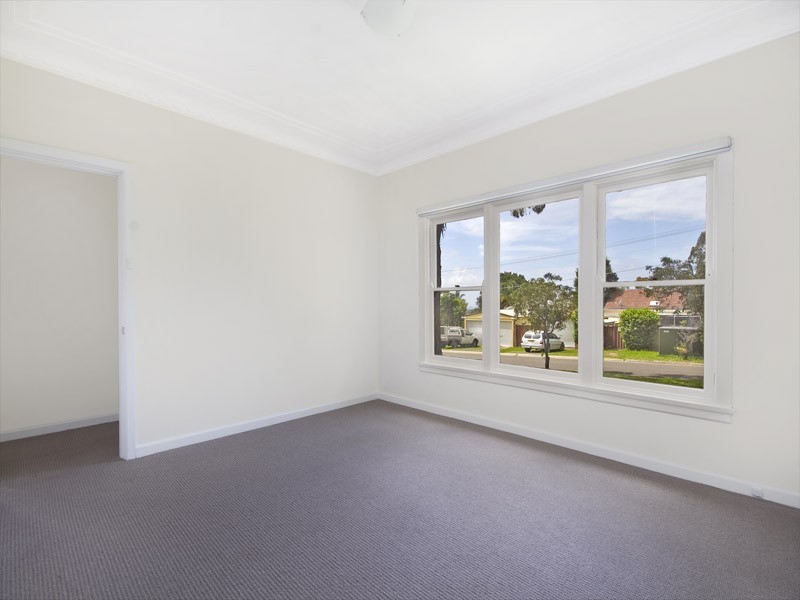 9 Vesta Street, Sutherland NSW 2232