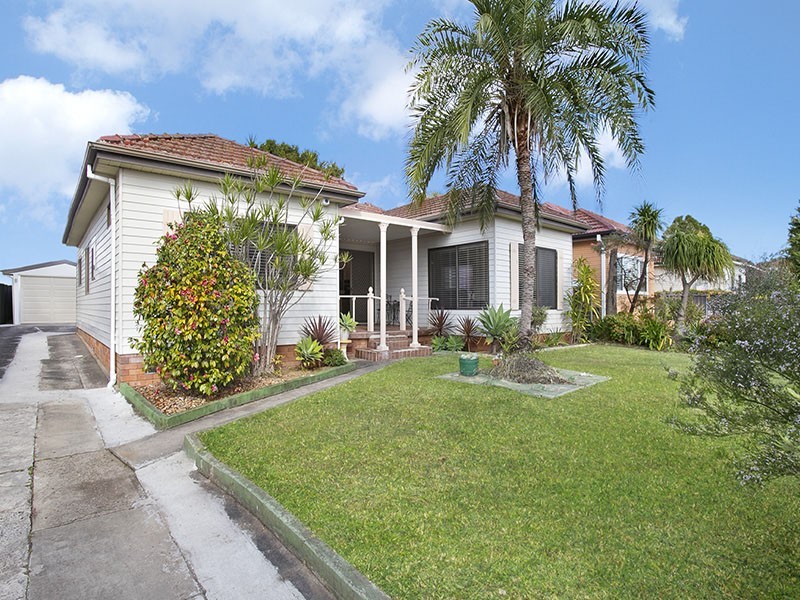 254 The Boulevarde, Miranda NSW 2228