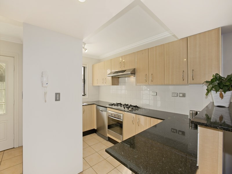 17/6 Mowbray Street, Sylvania NSW 2224