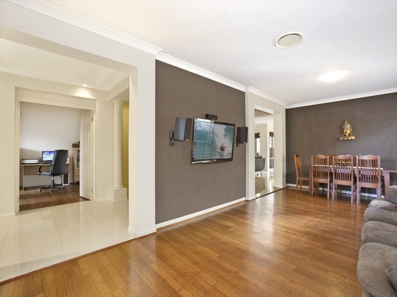 10 Blue Gum Avenue, Gymea Bay NSW 2227