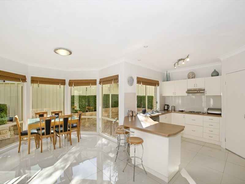 10 Blue Gum Avenue, Gymea Bay NSW 2227